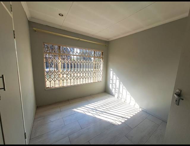 3 BEDROOM HOUSE TO LET IN ARCON PARK